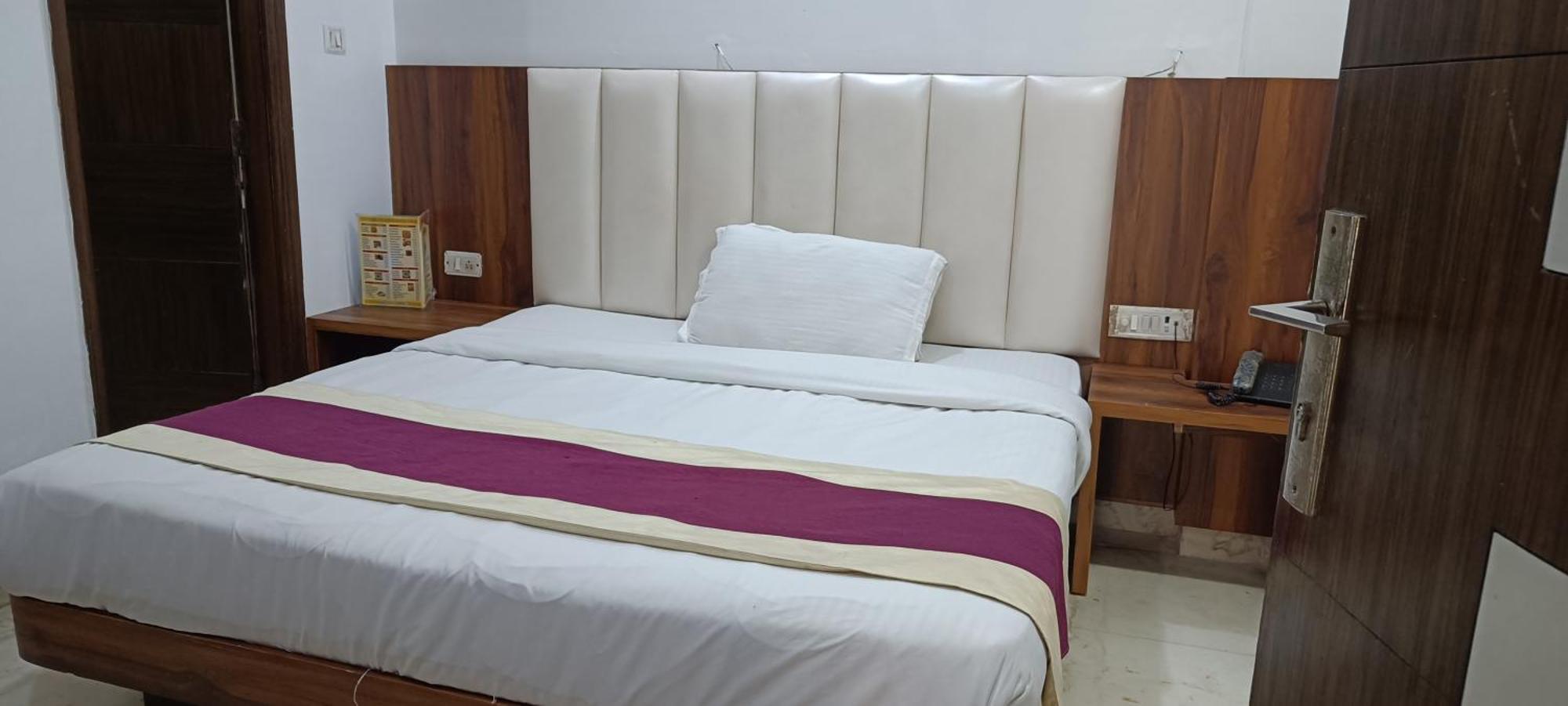Hotel A10 Neu-Delhi Exterior foto