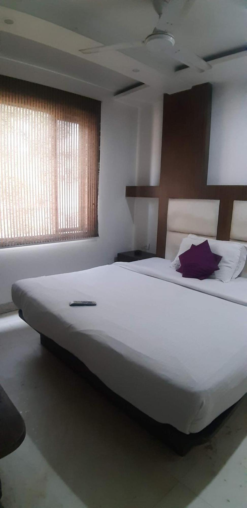 Hotel A10 Neu-Delhi Exterior foto
